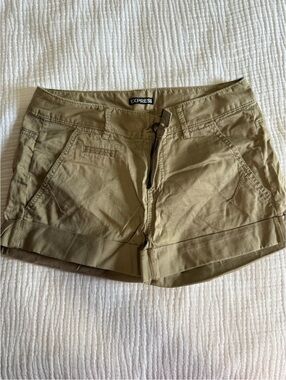 Express Women's Olive Khaki Roll-Cuff Shorts